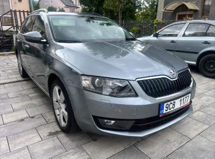 Škoda - Octavia