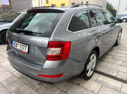 Škoda - Octavia