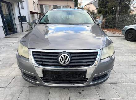 Volkswagen - Passat