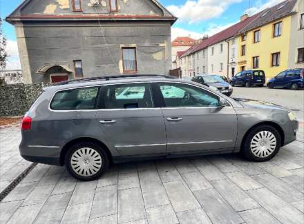 Volkswagen - Passat