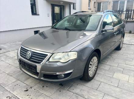 Volkswagen - Passat