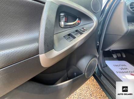Toyota - RAV 4
