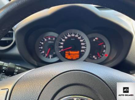 Toyota - RAV 4