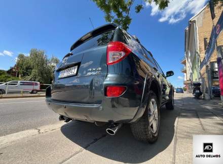 Toyota - RAV 4