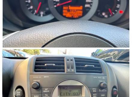 Toyota - RAV 4
