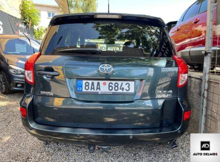 Toyota - RAV 4