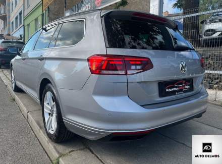 Volkswagen - Passat