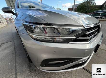 Volkswagen - Passat