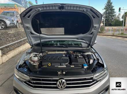 Volkswagen - Passat