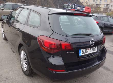 Opel - Astra