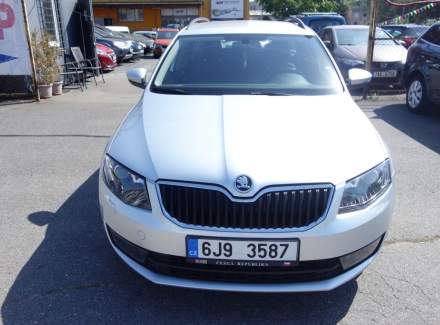 Škoda - Octavia