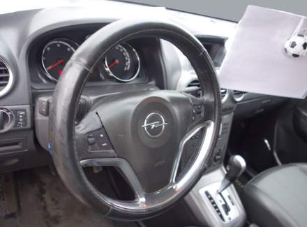Opel - Antara