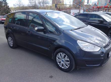 Ford - S-MAX
