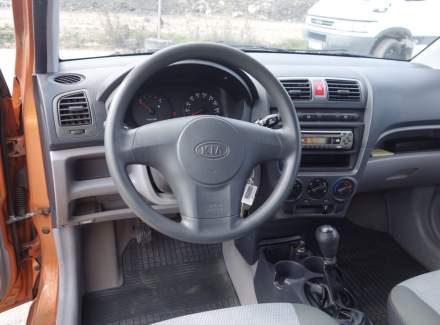 Kia - Picanto