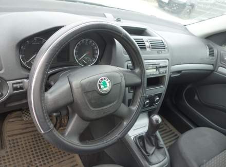 Škoda - Octavia