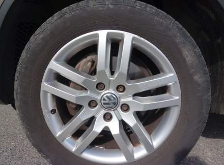 Volkswagen - Touareg