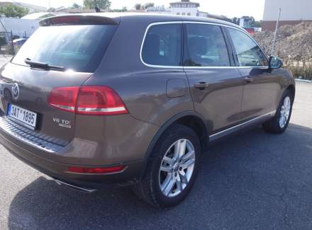 Volkswagen - Touareg