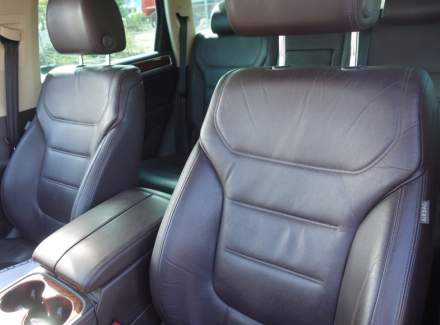 Volkswagen - Touareg