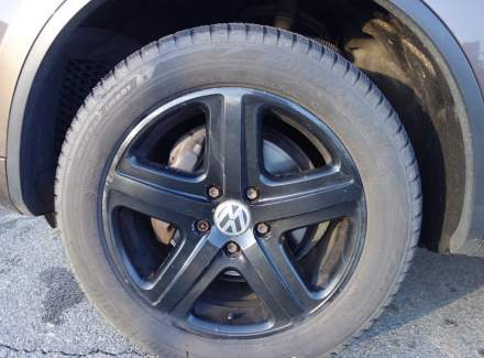 Volkswagen - Touareg