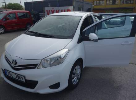 Toyota - Yaris