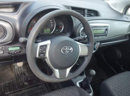 Toyota - Yaris