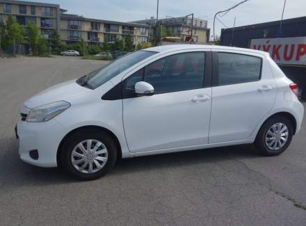 Toyota - Yaris