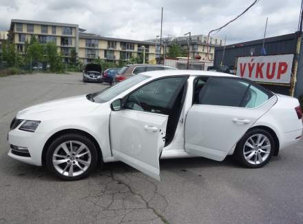 Škoda - Octavia