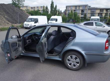 Škoda - Octavia