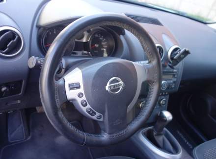 Nissan - Qashqai