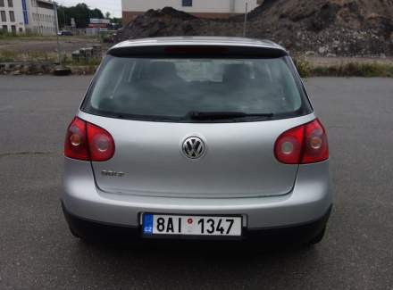 Volkswagen - Golf