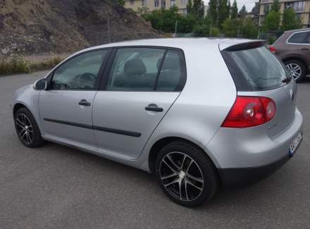 Volkswagen - Golf