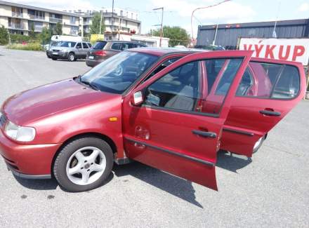 Volkswagen - Polo