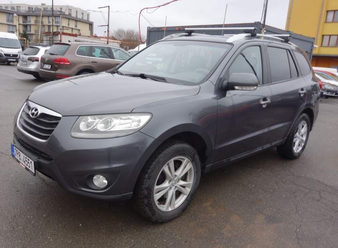 Hyundai - Santa FE
