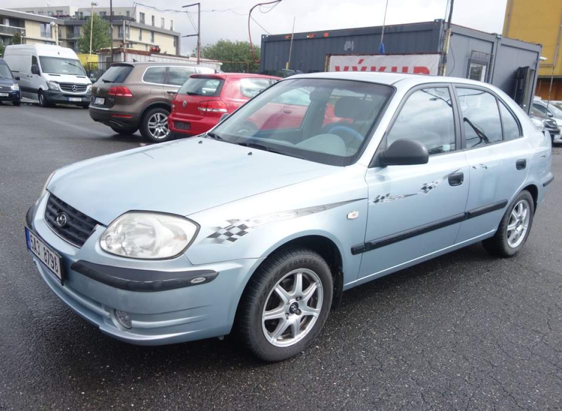 Hyundai - Accent