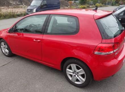 Volkswagen - Golf