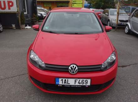 Volkswagen - Golf