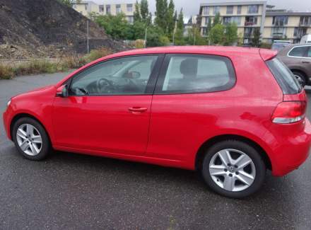 Volkswagen - Golf