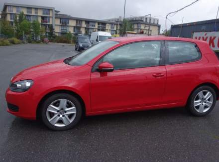 Volkswagen - Golf