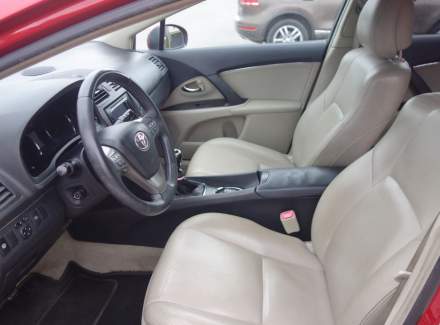 Toyota - Avensis