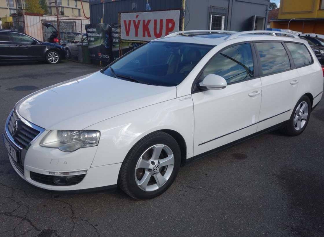 Volkswagen - Passat