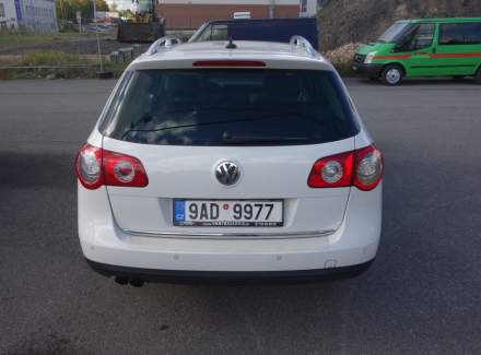 Volkswagen - Passat