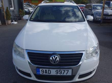 Volkswagen - Passat