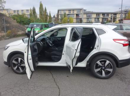 Nissan - Qashqai