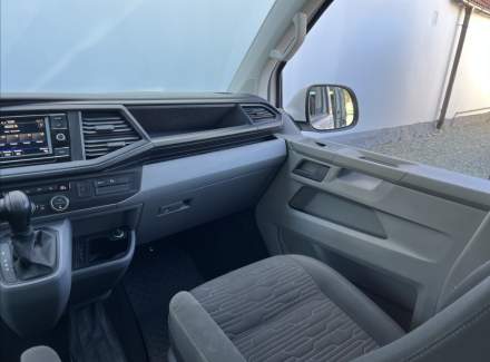 Volkswagen - Caravelle