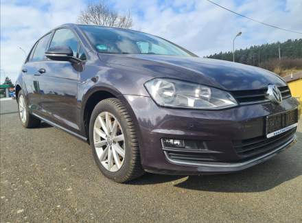Volkswagen - Golf