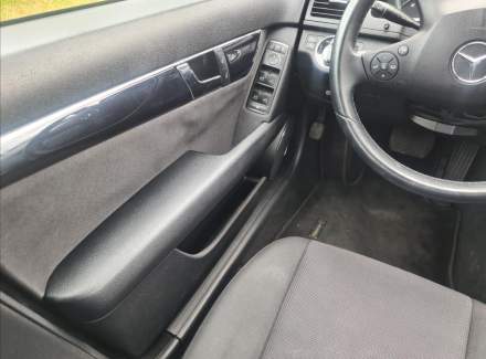 Mercedes-Benz - C-class