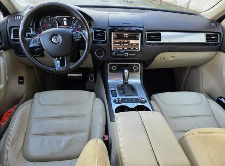 Volkswagen - Touareg