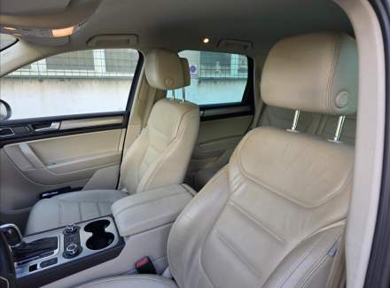 Volkswagen - Touareg