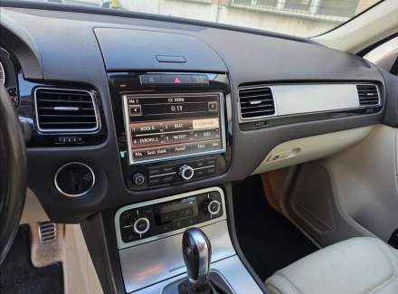 Volkswagen - Touareg