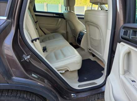 Volkswagen - Touareg